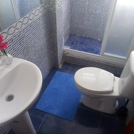 Tranquilo Junto Al Casco Histórico Apartamento